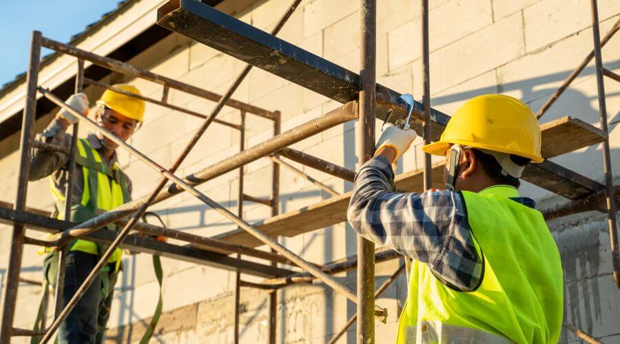 Professional residential roofers in Calliham, TX